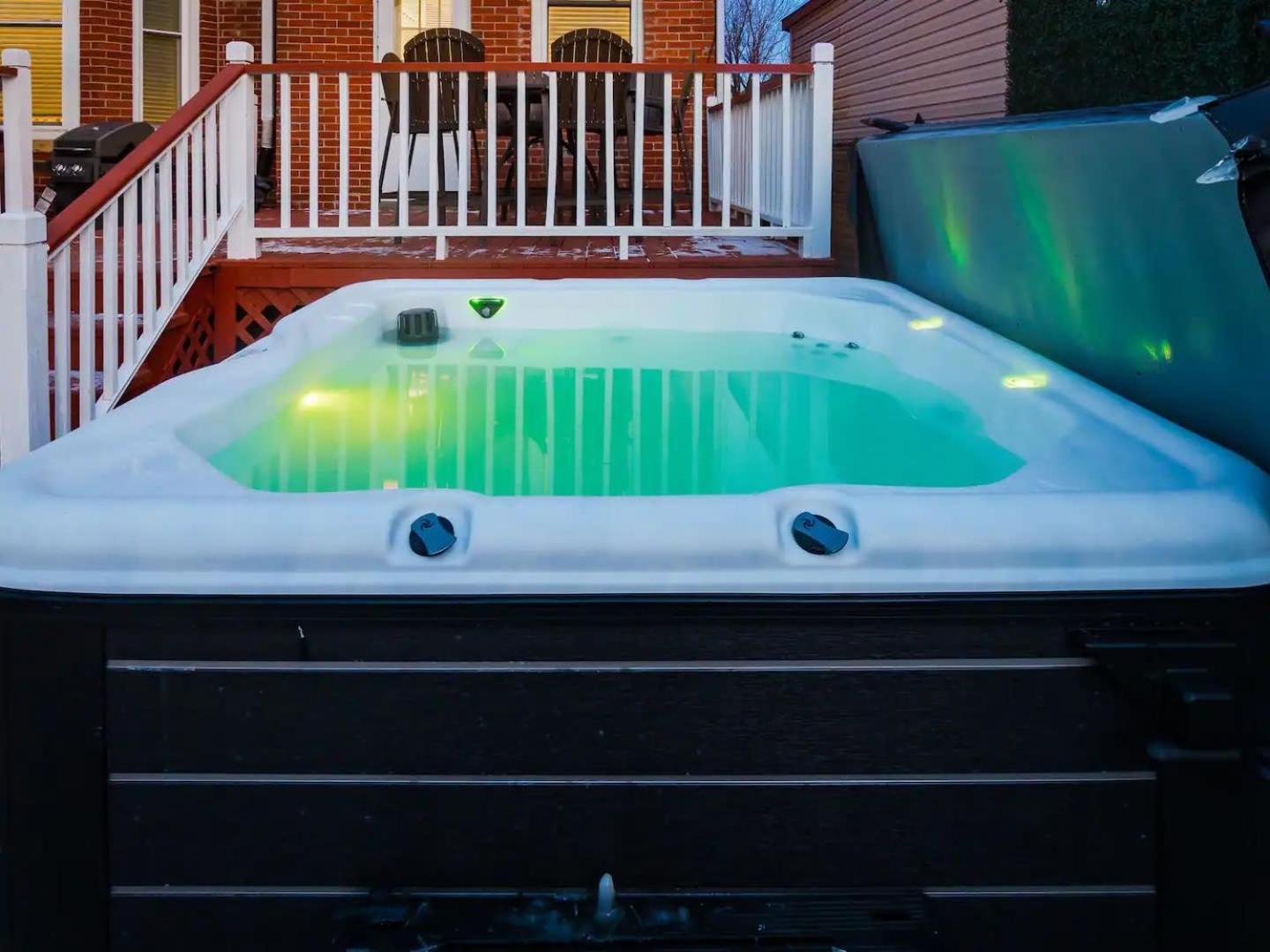 Fun Upscale Oasis W Hot Tub Near Osu & Short North Ferienhaus