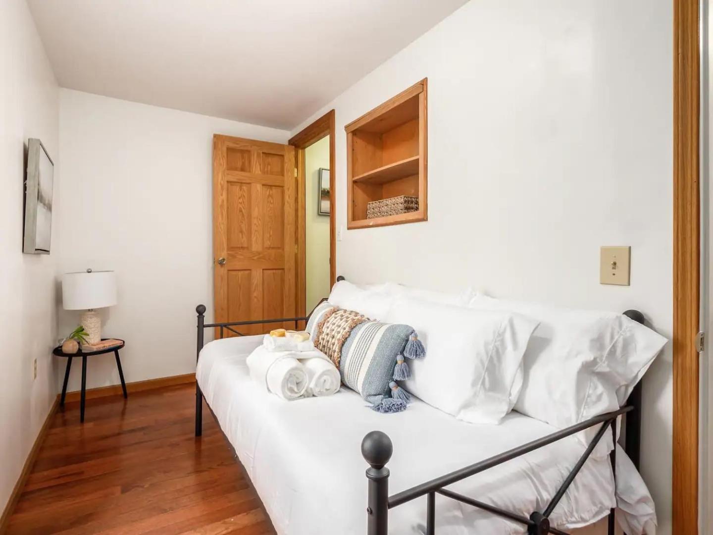Fun Upscale Oasis W Hot Tub Near Osu & Short North * Columbus