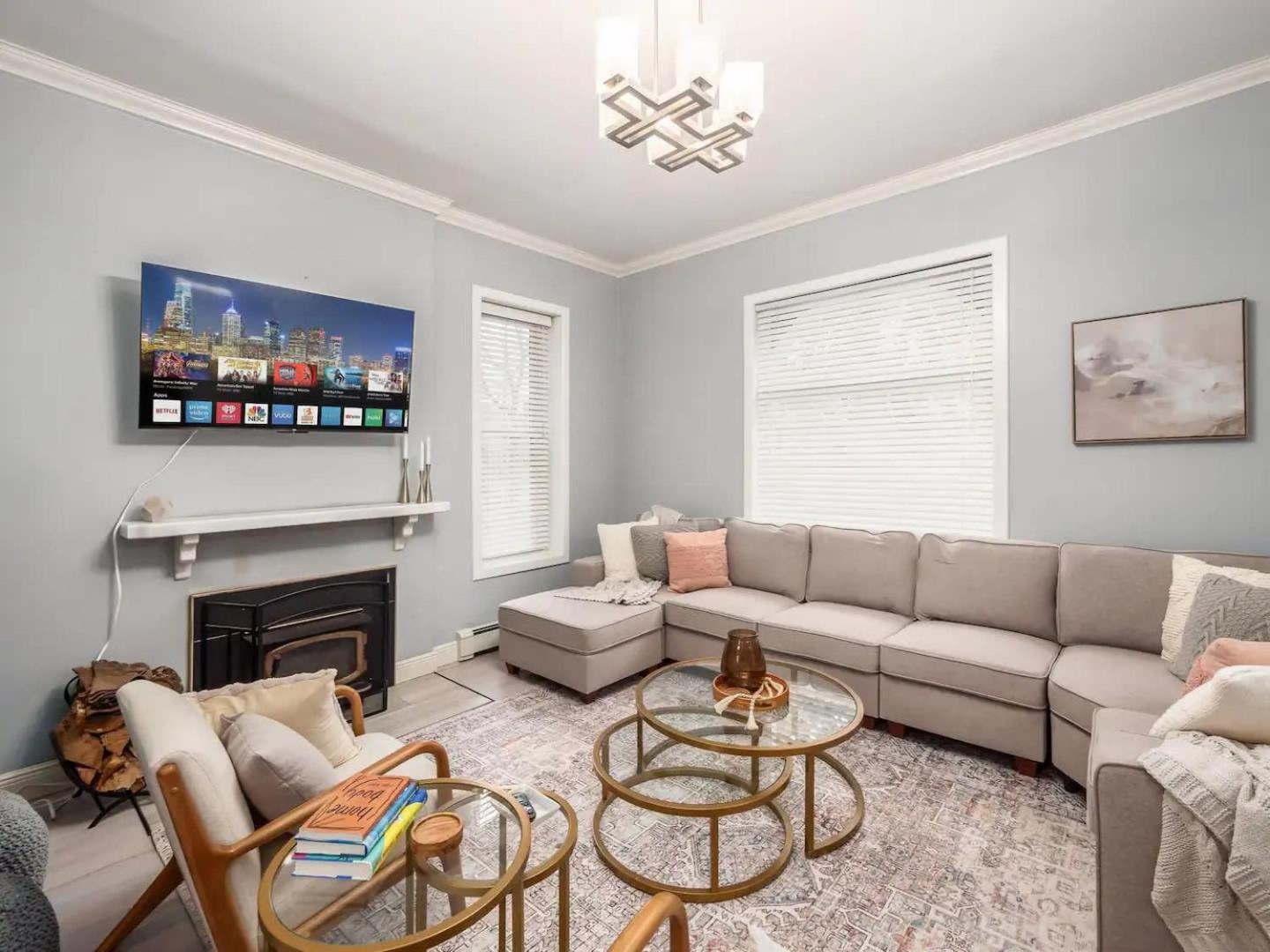 Fun Upscale Oasis W Hot Tub Near Osu & Short North Columbus